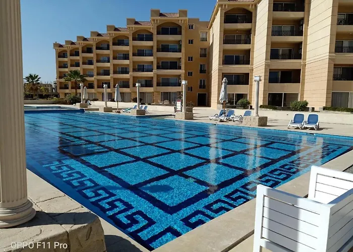 Selena Bay Resort * Хургада